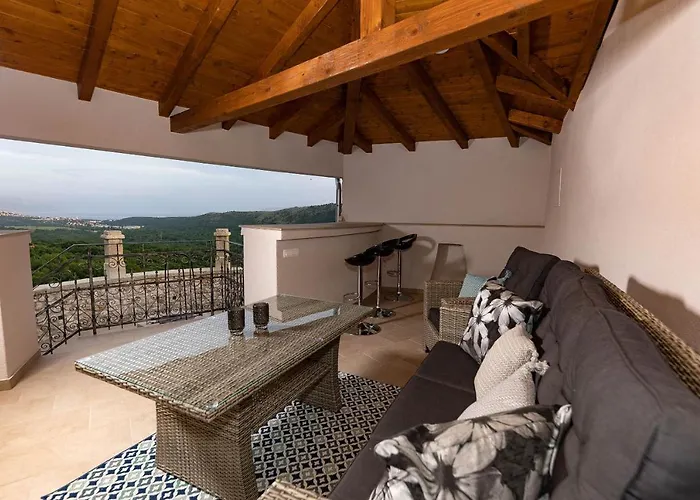 Evas Castle Crikvenica Riviera *